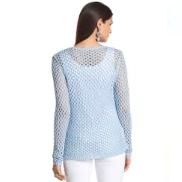 CHICOS Light Blue Lightweight V Neck Top S… - Picture 2 of 7